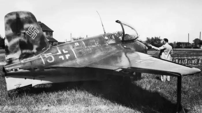 Framed Print : Messerschmitt Me-163 Komet Framed Print : Messerschmitt Me-163 Komet