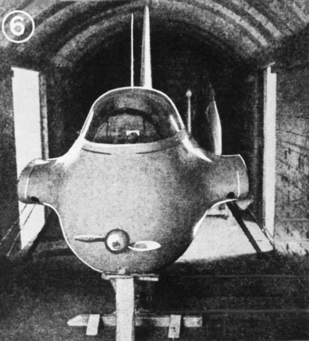 Framed Print : Messerschmitt Me-163B Komet Framed Print : Messerschmitt Me-163B Komet