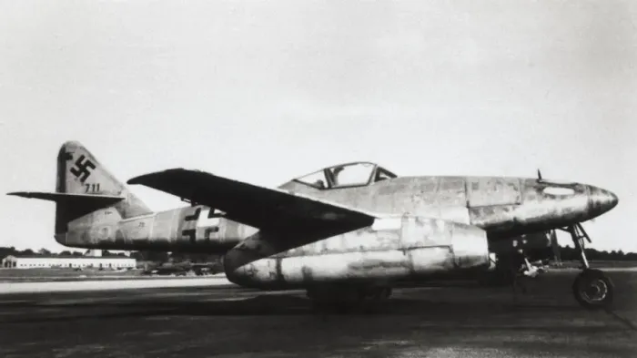 Framed Print : Messerschmitt Me-262A Schwalbe Framed Print : Messerschmitt Me-262A Schwalbe