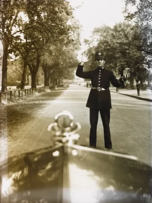 Framed Print : Met Police officer in a London park Framed Print : Met Police officer in a London park