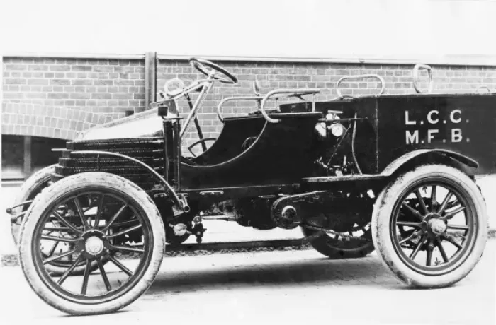 Framed Print : Metropolitan Fire Brigade car Framed Print : Metropolitan Fire Brigade car