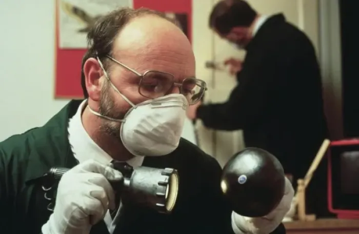 Framed Print : Metropolitan Police forensic investigators Framed Print : Metropolitan Police forensic investigators