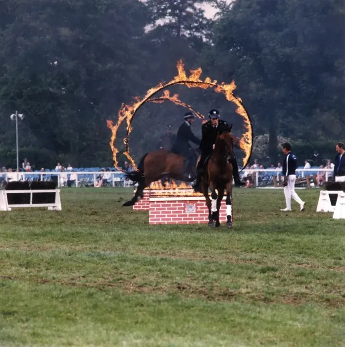 Framed Print : Metropolitan Police officers at showjumping event Framed Print : Metropolitan Police officers at showjumping event