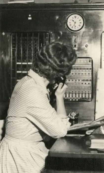 Framed Print : Metropolitan Police telephone operator, Z Division Framed Print : Metropolitan Police telephone operator, Z Division