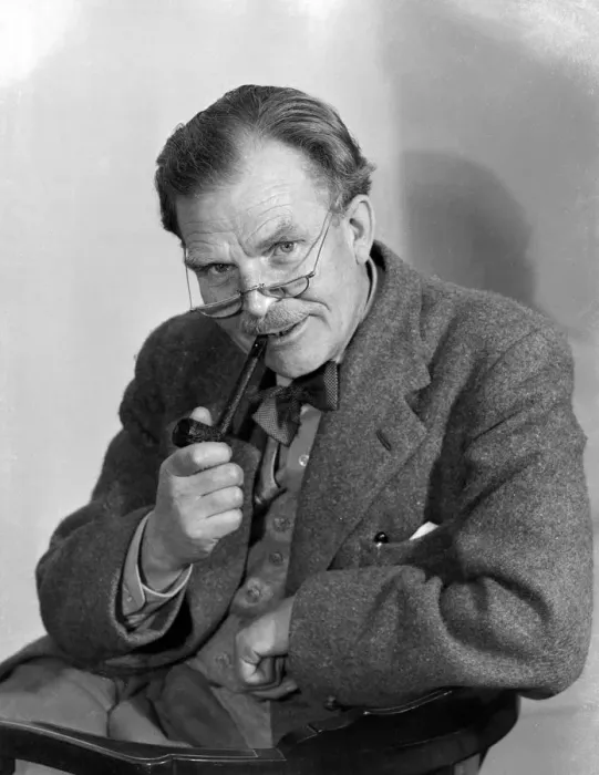 Framed Print : Middle-aged man with a pipe Framed Print : Middle-aged man with a pipe