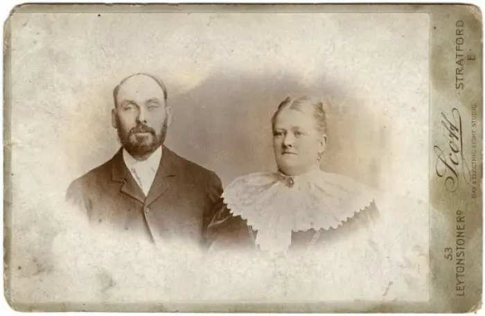Framed Print : Middle aged Victorian couple, head and shoulders portrait Framed Print : Middle aged Victorian couple, head and shoulders portrait