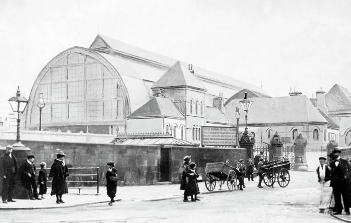 Framed Print : Middlesbrough Railway Station early 1900s Framed Print : Middlesbrough Railway Station early 1900s
