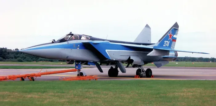 Framed Print : Mikoyan MiG-31B 374 White Framed Print : Mikoyan MiG-31B 374 White