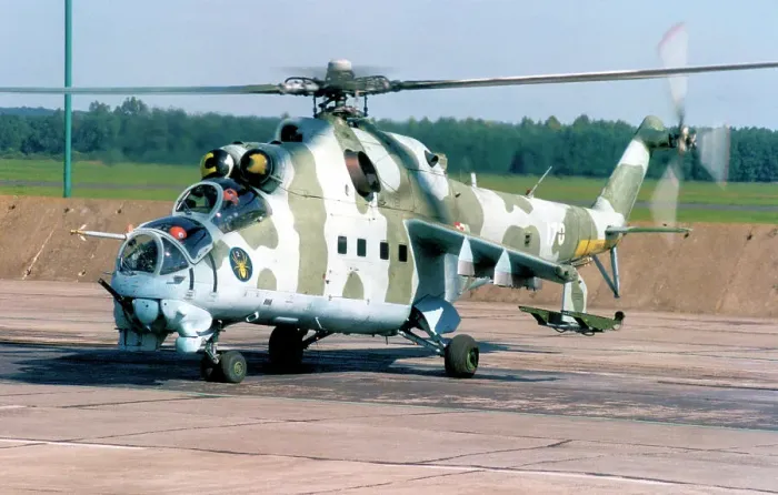 Framed Print : Mil Mi-24D 170 Framed Print : Mil Mi-24D 170