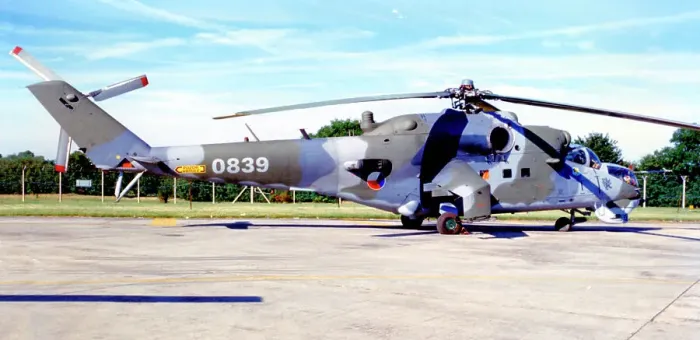 Framed Print : Mil Mi-24V 0839 Framed Print : Mil Mi-24V 0839