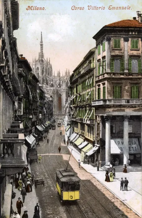 Framed Print : Milan, Italy - Corso Vittorio Emanuele Framed Print : Milan, Italy - Corso Vittorio Emanuele