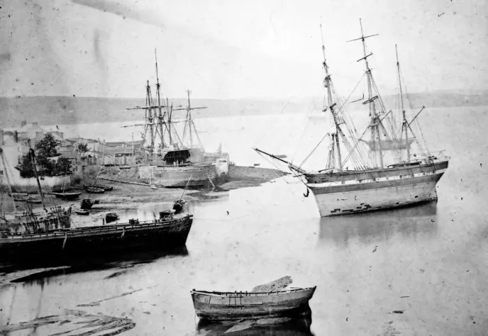 Framed Print : Milford Haven with ships, Pembrokeshire, South Wales Framed Print : Milford Haven with ships, Pembrokeshire, South Wales
