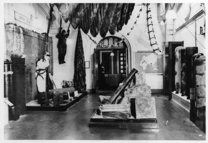 Framed Print : Military display, at The Natural History Museum c. 1943 Framed Print : Military display, at The Natural History Museum c. 1943