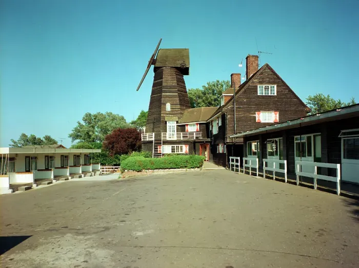 Framed Print : The Mill, Borstall Hill, Whitstable