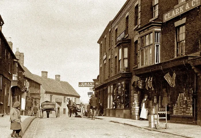 Framed Print : Millgate, Thirsk, early 1900s Framed Print : Millgate, Thirsk, early 1900s