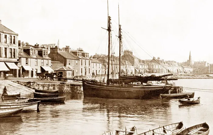 Framed Print : Millport