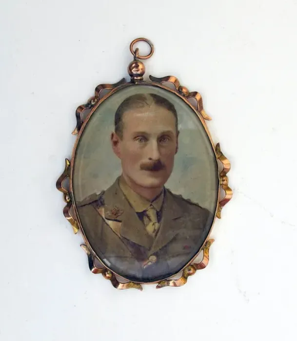 Framed Print : Miniature - Officer of the Worcestershire Regiment Framed Print : Miniature - Officer of the Worcestershire Regiment