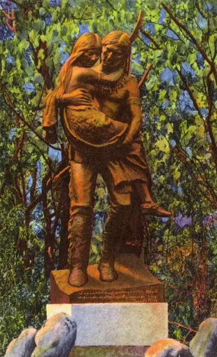 Framed Print : Minneapolis, Minnesota, USA - Hiawatha and Minnehaha Statue Framed Print : Minneapolis, Minnesota, USA - Hiawatha and Minnehaha Statue
