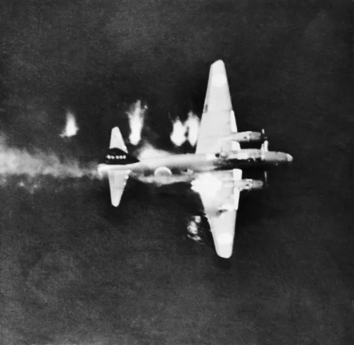 Framed Print : Mitsubishi G4M Type 1 Betty Framed Print : Mitsubishi G4M Type 1 Betty