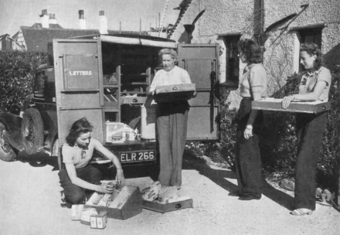 Framed Print : Mobile Canteen being unloaded Framed Print : Mobile Canteen being unloaded
