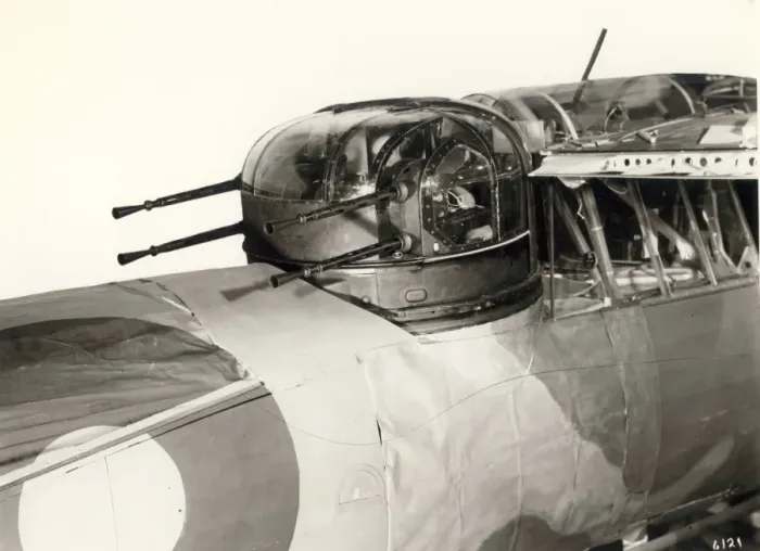 Framed Print : A mock-up of a Boulton Paul Type A Mk3 four-gun turret Framed Print : A mock-up of a Boulton Paul Type A Mk3 four-gun turret