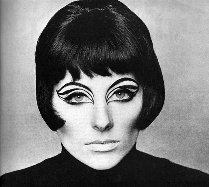 Framed Print : Model Jill Kennington in feline make-up Framed Print : Model Jill Kennington in feline make-up