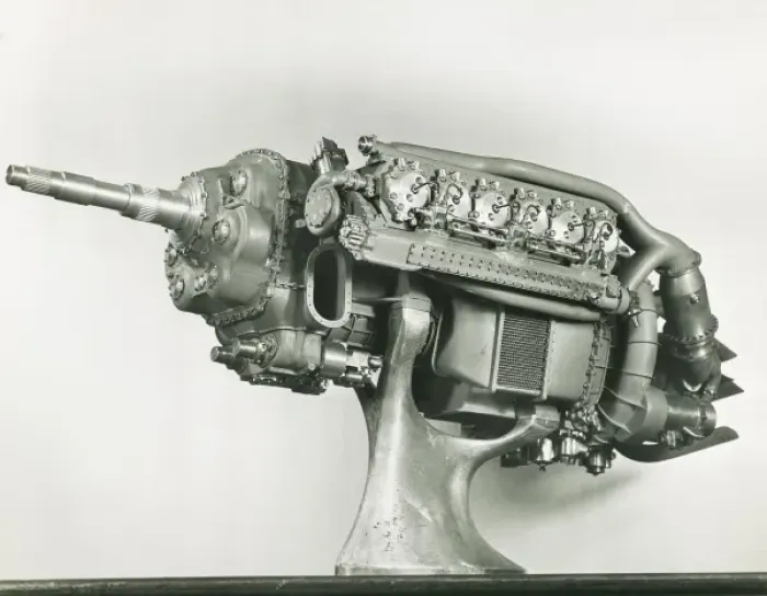 Framed Print : Model Nomad engine Framed Print : Model Nomad engine