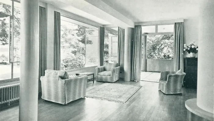 Framed Print : Modernist House, Moor Park, Living Room Framed Print : Modernist House, Moor Park, Living Room
