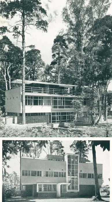 Framed Print : Modernist House, Wentworth Framed Print : Modernist House, Wentworth