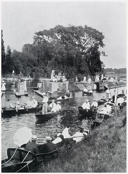 MOLESEY LOCK - a Sunday afternoon in summer Date: 1905
