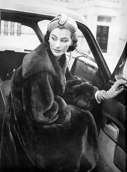Molho nutria coat, 1953