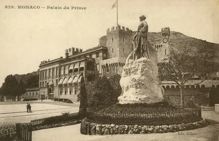 Framed Print : Monaco - Statue of Albert I with the Palace Framed Print : Monaco - Statue of Albert I with the Palace