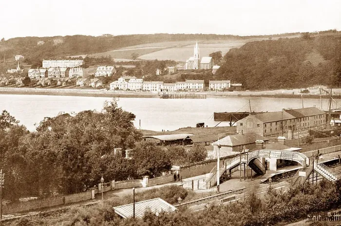 Framed Print : Monkstown and Railway Station early 1900s Framed Print : Monkstown and Railway Station early 1900s