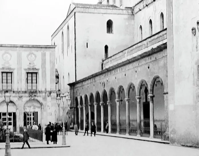 Framed Print : Monreale Cathedral, Palermo, Sicily, Italy, early 1900s Framed Print : Monreale Cathedral, Palermo, Sicily, Italy, early 1900s