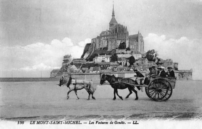 Framed Print : Mont St Michel / Card 2 Framed Print : Mont St Michel / Card 2