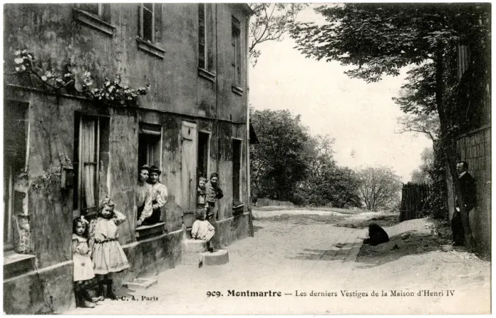 Framed Print : Montmartre house of Henri IV Framed Print : Montmartre house of Henri IV