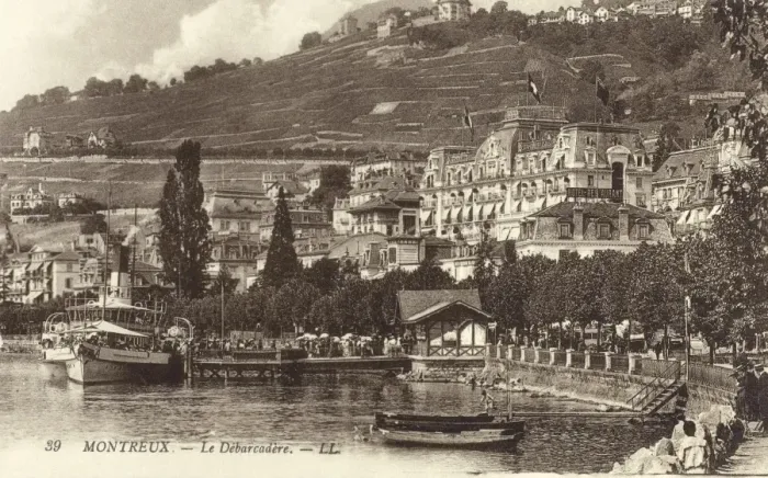 Framed Print : Montreux - Disembarktion quay for the Ferry Framed Print : Montreux - Disembarktion quay for the Ferry