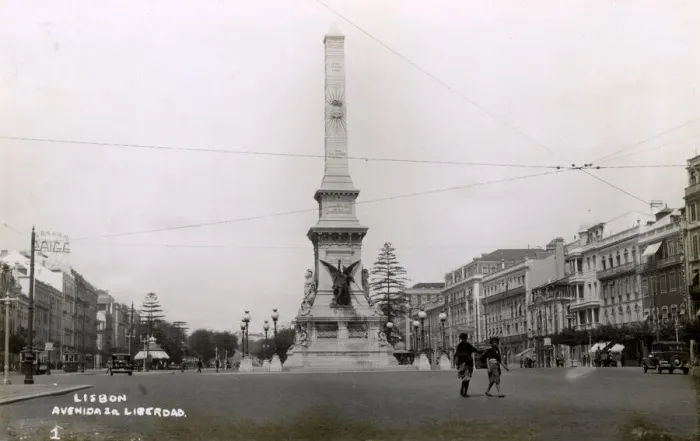 Framed Print : Monument in Avenida da Liberdade, Lisbon, Portugal