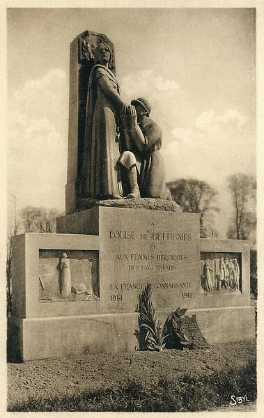 Monument to French spy Louise Marie Henriette de Bettignies