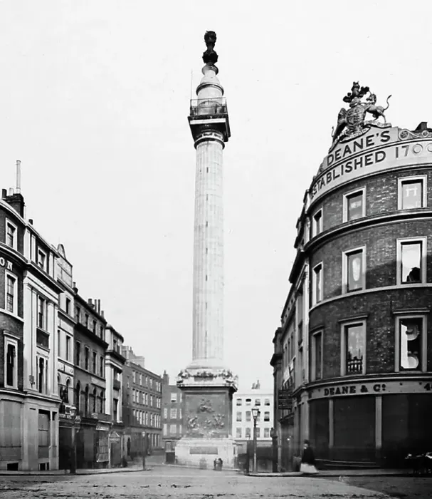 Framed Print : The Monument, London, Victorian period Framed Print : The Monument, London, Victorian period