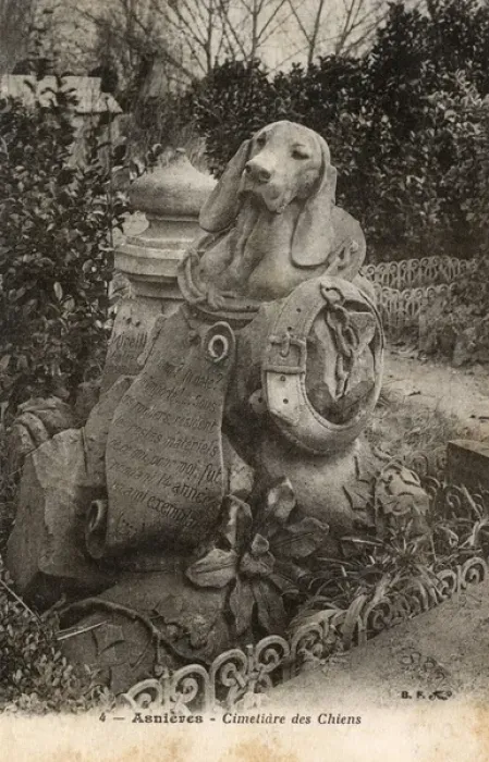 Framed Print : Monument to a pet at the Asnieres Dog Cemetery, Paris Framed Print : Monument to a pet at the Asnieres Dog Cemetery, Paris