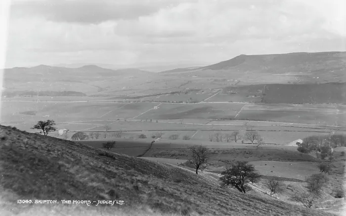 Framed Print : The Moors near Skipton Framed Print : The Moors near Skipton