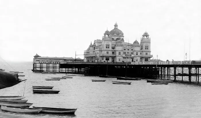 Framed Print : Morecambe Pier, early 1900s Framed Print : Morecambe Pier, early 1900s