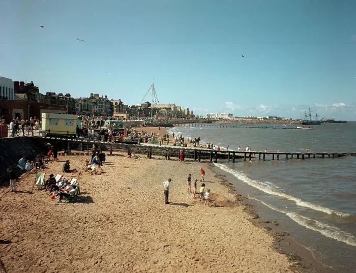 Framed Print : Morecambe - Sands