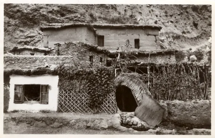 Framed Print : Morocco - Asni - Berber Village of mudbrick houses Framed Print : Morocco - Asni - Berber Village of mudbrick houses