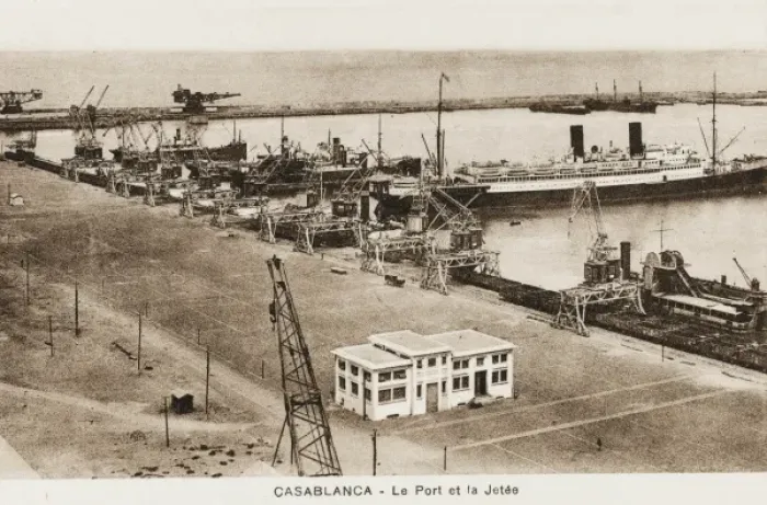Framed Print : Morocco, Casablanca - The Port and Harbour Framed Print : Morocco, Casablanca - The Port and Harbour