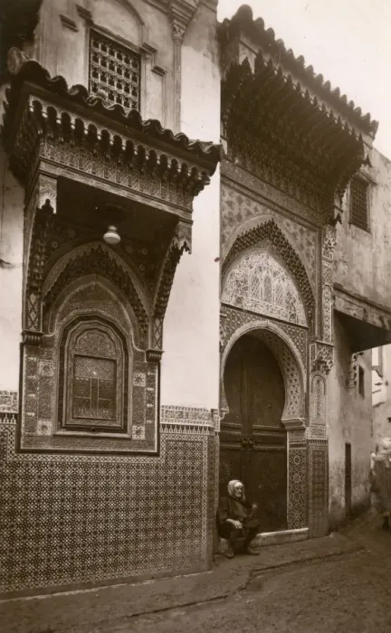 Framed Print : Morocco - Fez - Mosque and Mausoleum of Mawlana Ahmad Framed Print : Morocco - Fez - Mosque and Mausoleum of Mawlana Ahmad