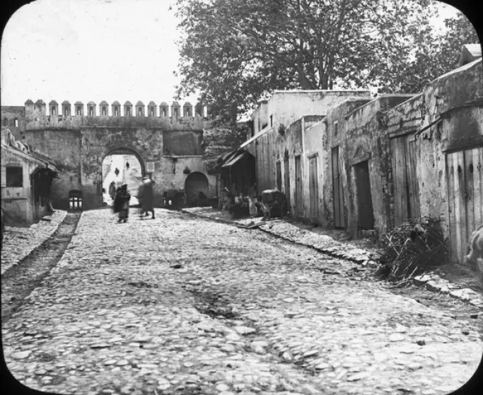 Framed Print : Morocco, North Africa - Gateway to the Soks Framed Print : Morocco, North Africa - Gateway to the Soks