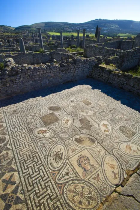 Framed Print : MOROCCO. Volubilis. Ruins of the Roman city Framed Print : MOROCCO. Volubilis. Ruins of the Roman city