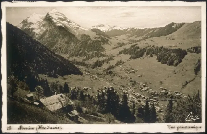 Framed Print : Morzine, France Framed Print : Morzine, France